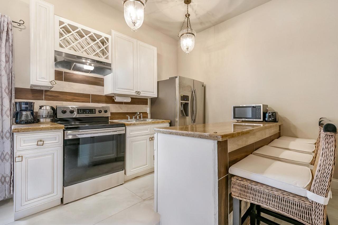 St Charles Spacious Condo In The Heart Of The City New Orleans Exterior photo